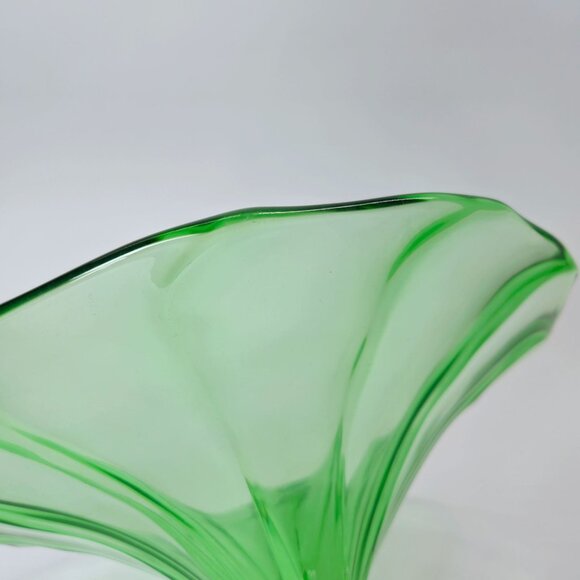 VTG Fostoria #2398 Cornucopia Bowl Green Uranium Depression Glass Pedestal w/ Sw - Picture 5 of 6